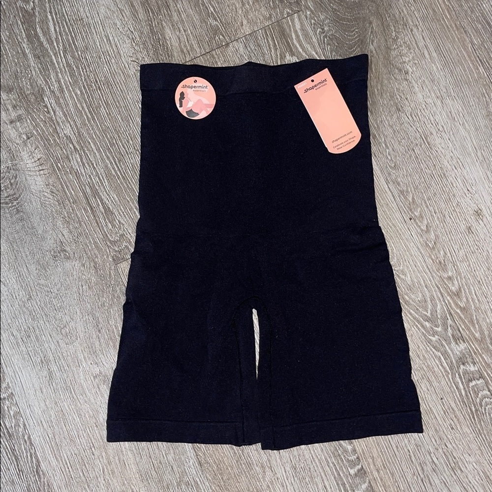 Shapermint Essentials All Day Every Day High-Waisted Shaper Shorts in‎ Black 3xl